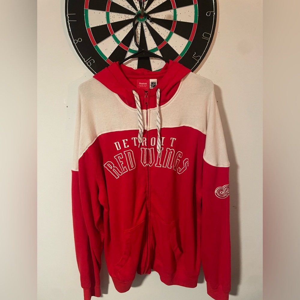 Vintage Detroit Red Wings zip-up hoodie